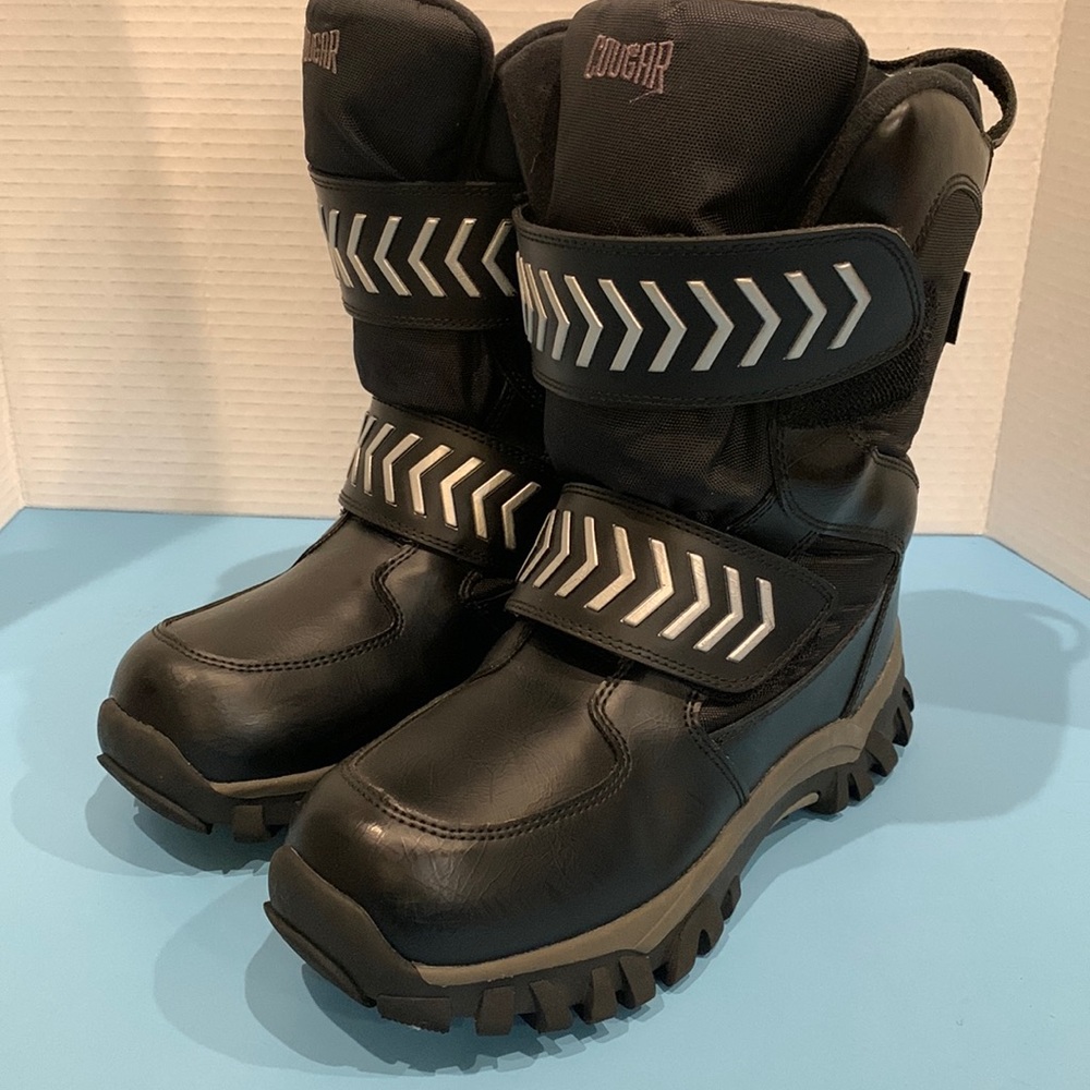 Cougar Tracer boots